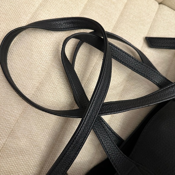 Steve Madden black handbag tote crossbody - Picture 7 of 11